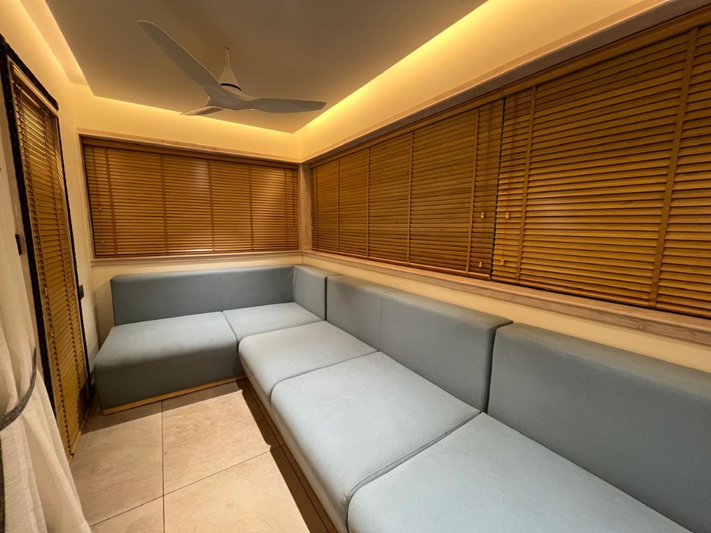 Contemporary Seating Lounge